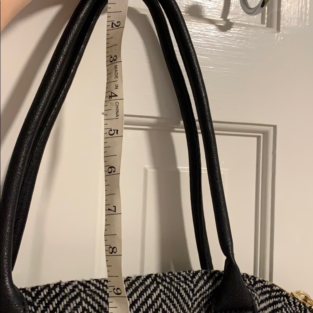C. Wonder herringbone bag - Picture 6 of 8